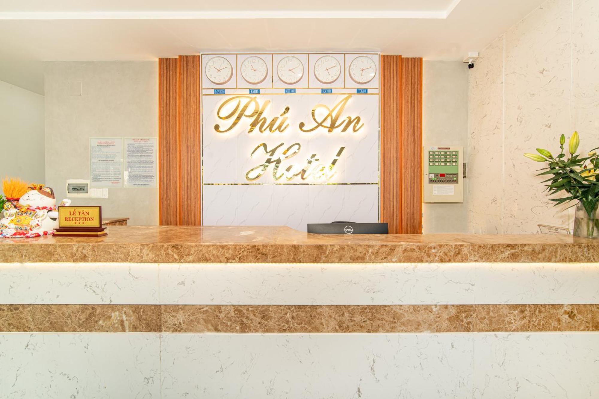 Phu An Hotel Дананг Екстериор снимка