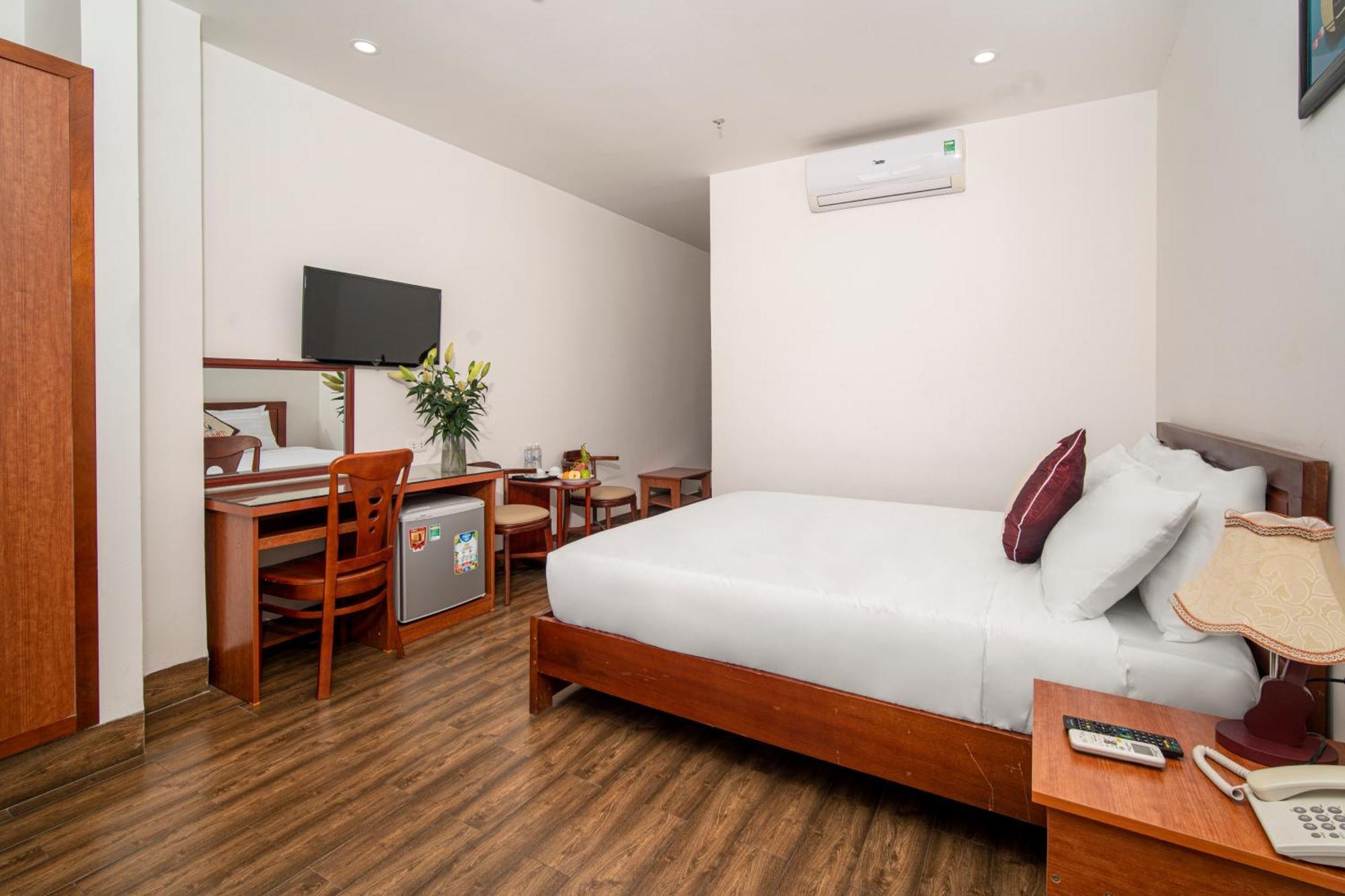 Phu An Hotel Дананг Екстериор снимка